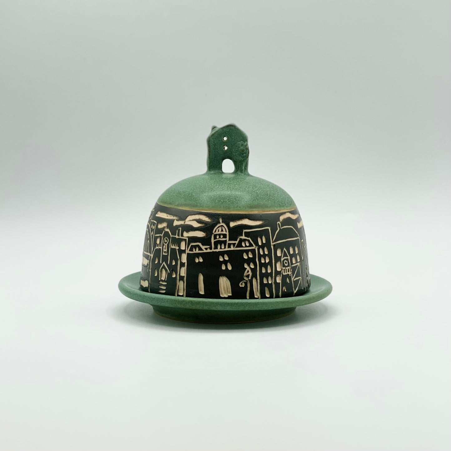 Butter Dish by Maru Pottery